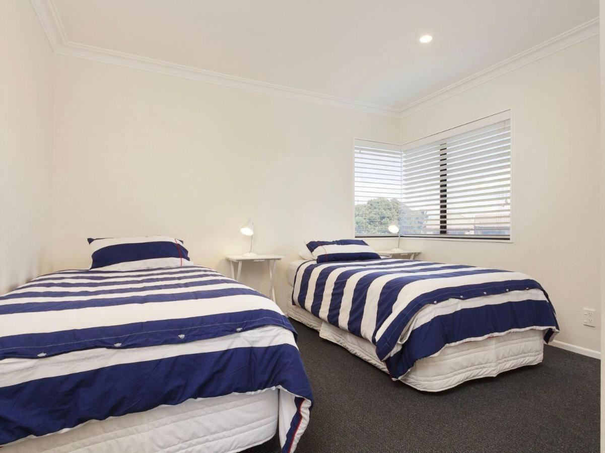 Sand Castles - Mount Maunganui Holiday Home Экстерьер фото