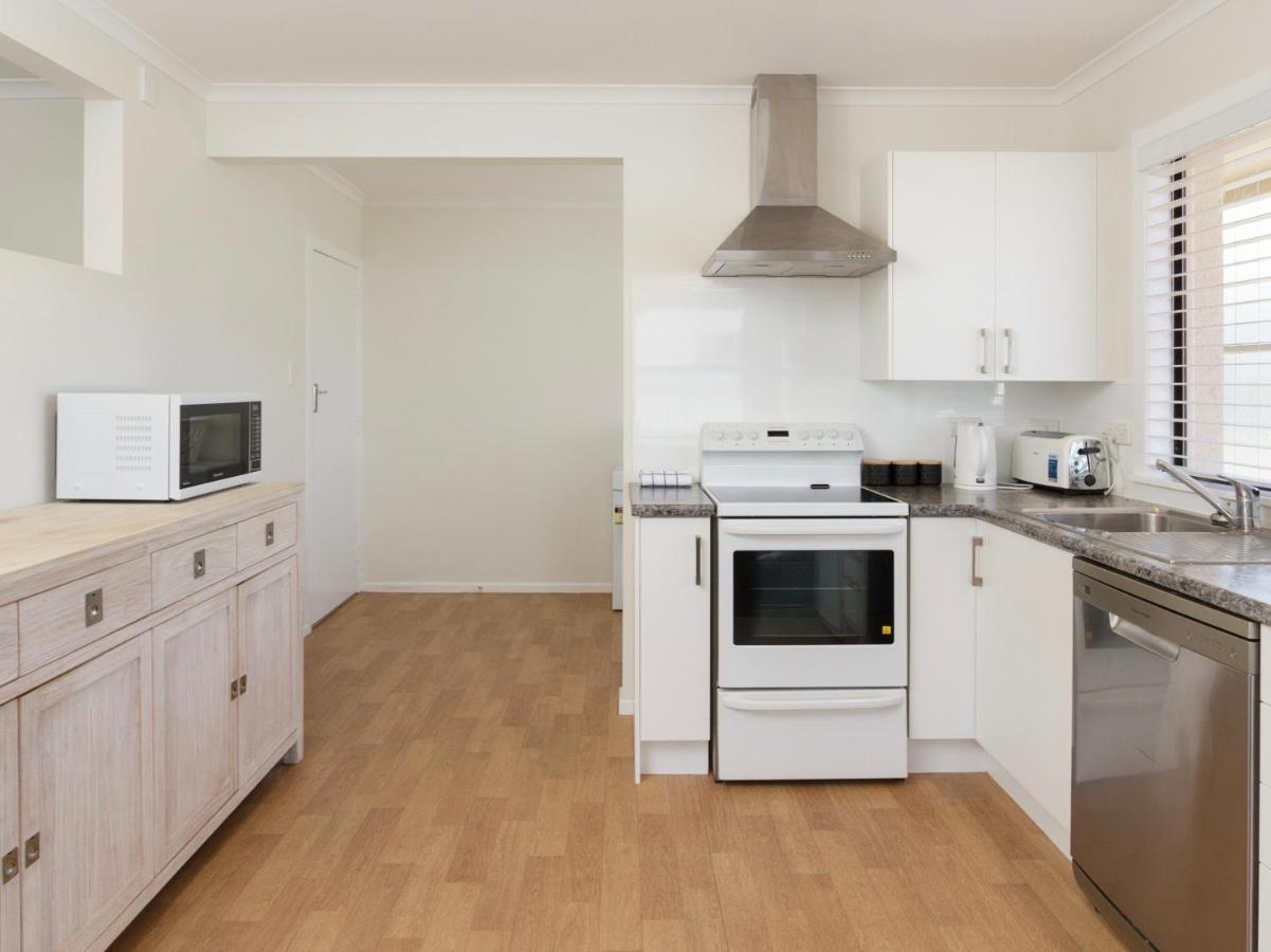 Sand Castles - Mount Maunganui Holiday Home Экстерьер фото
